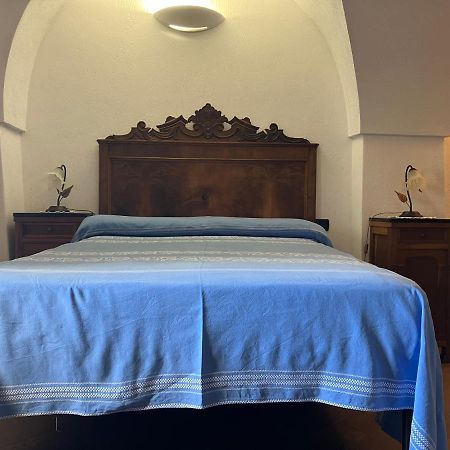 Bed & Breakfast L'Erica Finale Ligure Exteriör bild