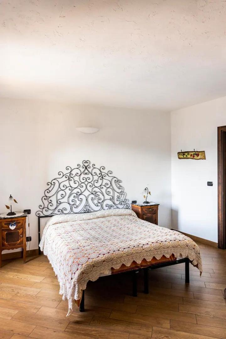 Bed & Breakfast L'Erica Finale Ligure Exteriör bild